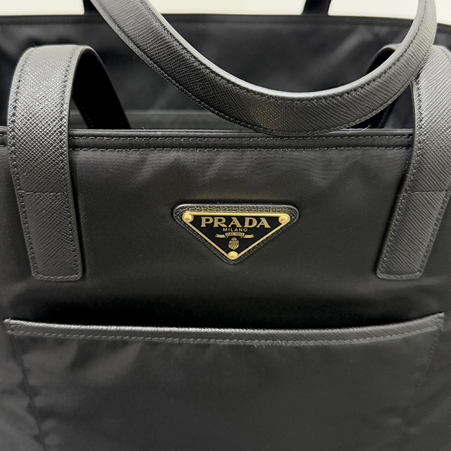 Prada-[논현 더팩토리](당일) 25SS 프라다 삼각 로고 리나일론